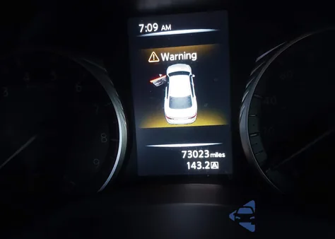 2021 Infiniti Q50 Red Sport 400 z USA, uszkodzony, nr VIN JN1FV7DP5MM850445